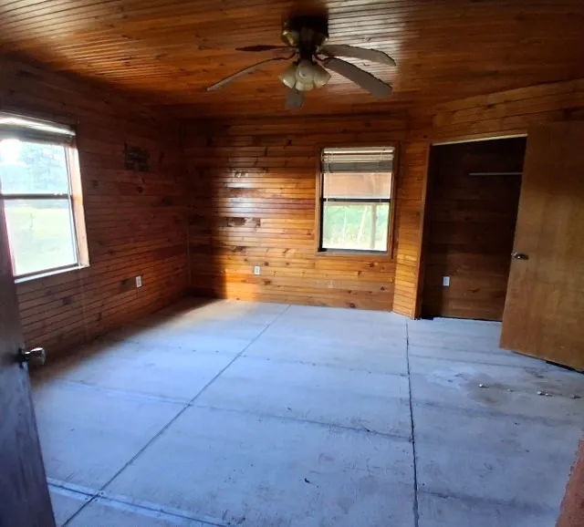 6610 Old Broken Bow Hwy Broken Bow, OK 74728