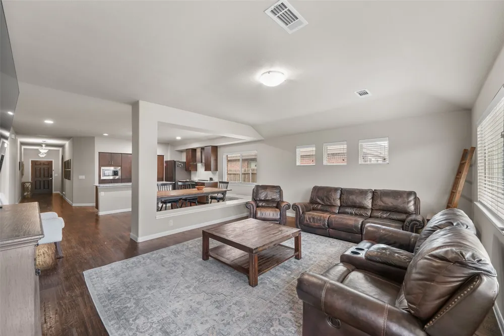 2017 Windsong Drive Heartland, TX 75126