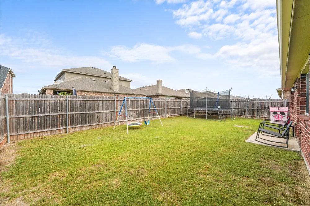 2017 Windsong Drive Heartland, TX 75126