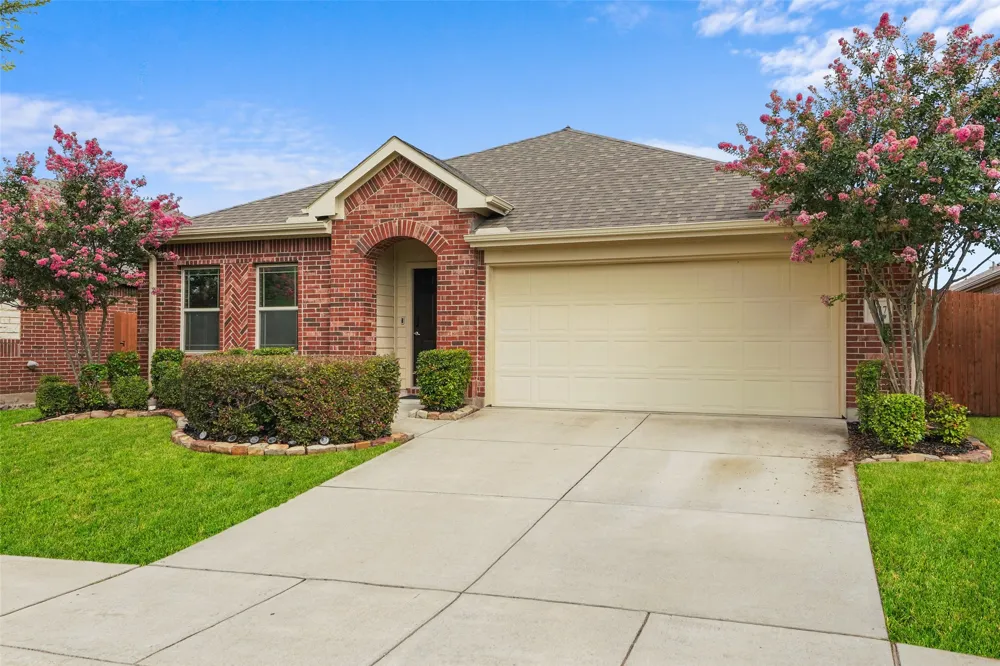 2017 Windsong Drive Heartland, TX 75126