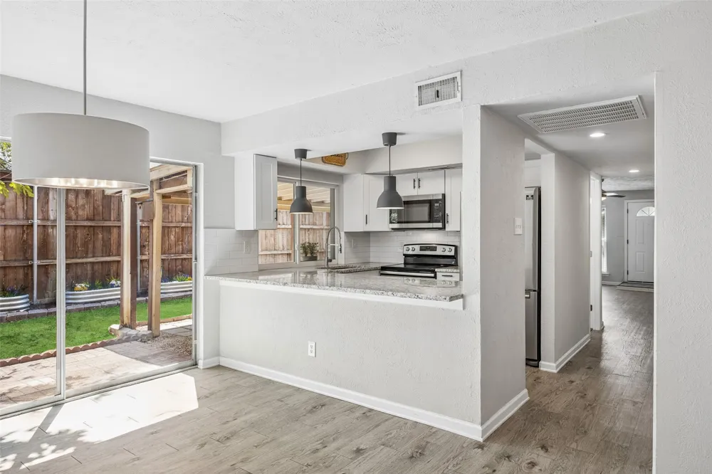 2108 Via Madonna Carrollton, TX 75006
