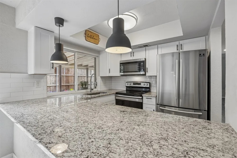 2108 Via Madonna Carrollton, TX 75006