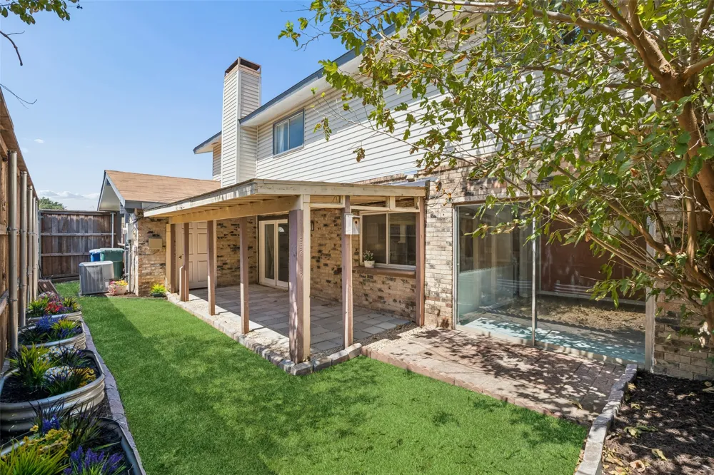 2108 Via Madonna Carrollton, TX 75006