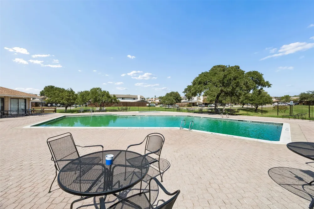 2108 Via Madonna Carrollton, TX 75006