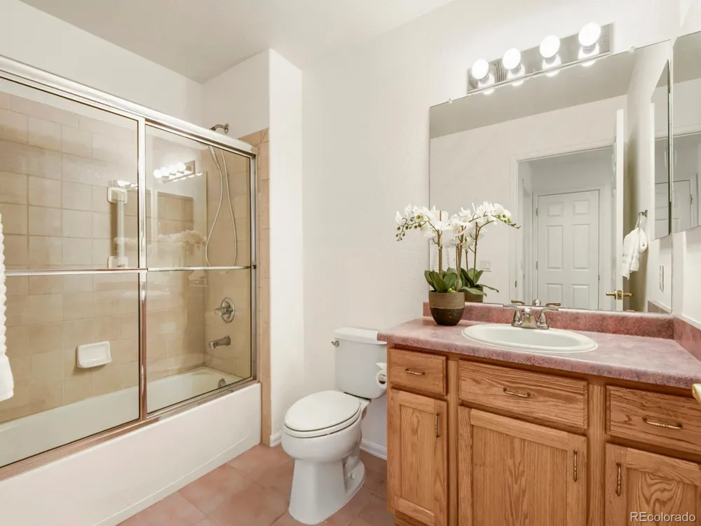 23782 E Kettle Place Aurora, CO 80016