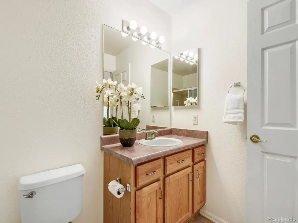 23782 E Kettle Place Aurora, CO 80016