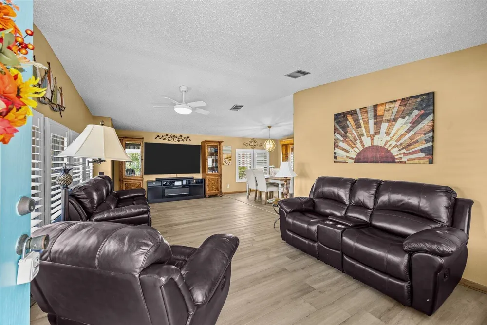 8516 MARLBERRY COURT Port St. Lucie, FL 34952