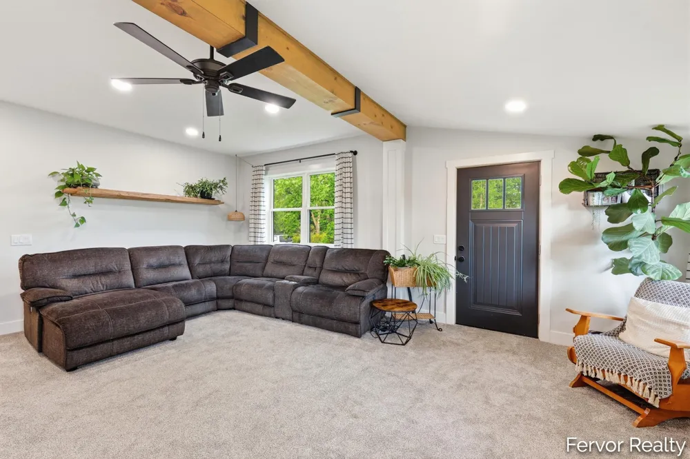 4465 Greenly Street Hudsonville, MI 49426