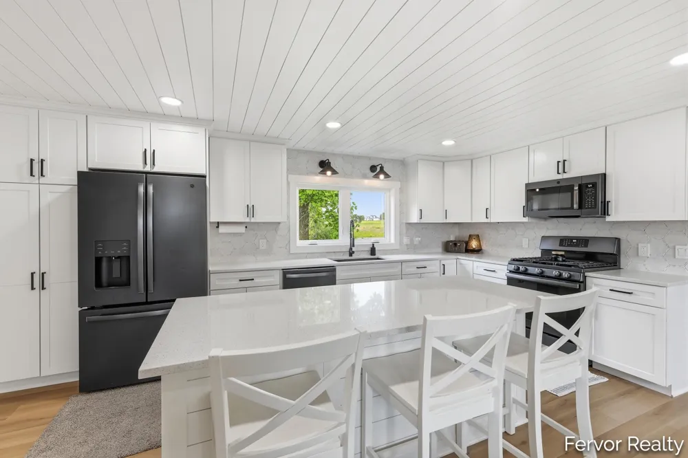 4465 Greenly Street Hudsonville, MI 49426