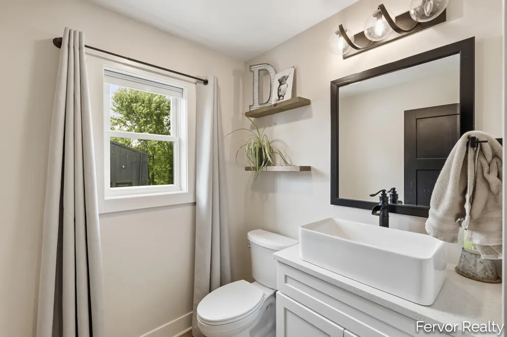 4465 Greenly Street Hudsonville, MI 49426