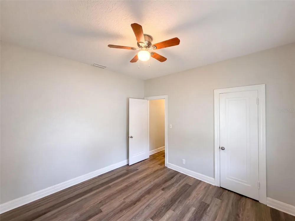 1901 20TH AVENUE St Petersburg, FL 33713