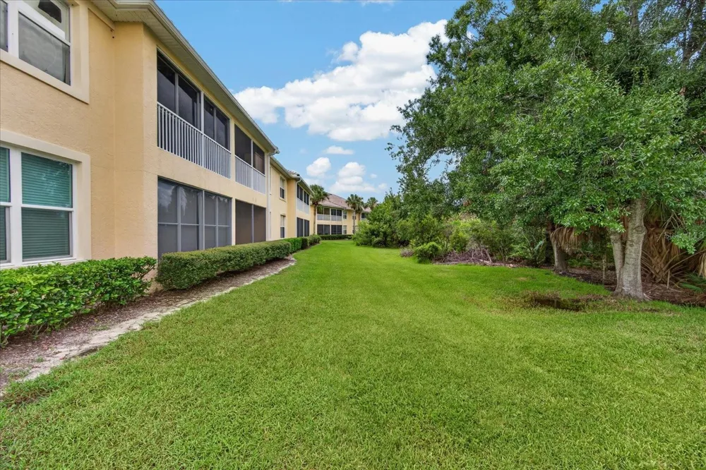 7131 BOCA GROVE PLACE #104 Lakewood Ranch, FL 34202