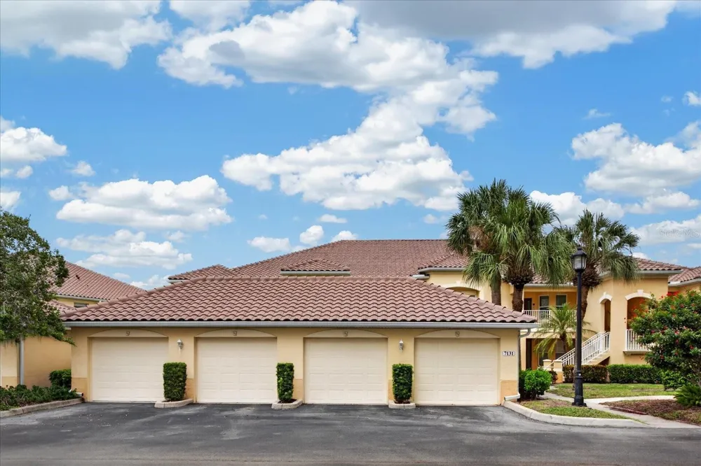 7131 BOCA GROVE PLACE #104 Lakewood Ranch, FL 34202