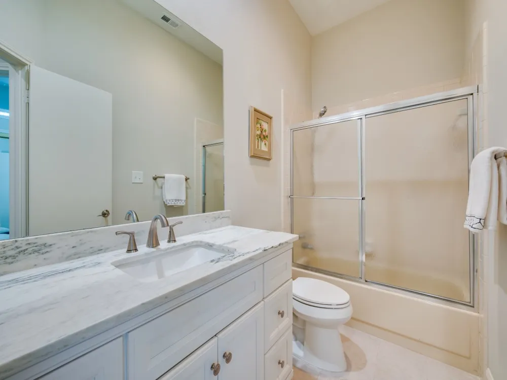 2522 Mallard Cove Carrollton, TX 75006
