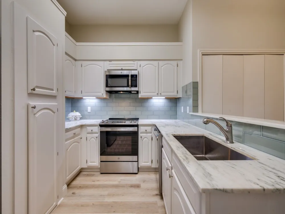 2522 Mallard Cove Carrollton, TX 75006