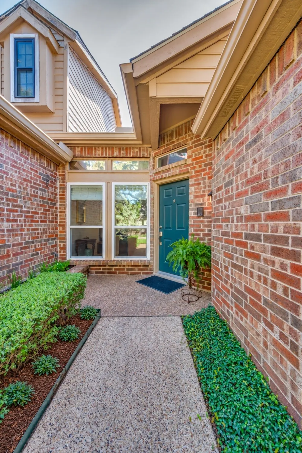 2522 Mallard Cove Carrollton, TX 75006