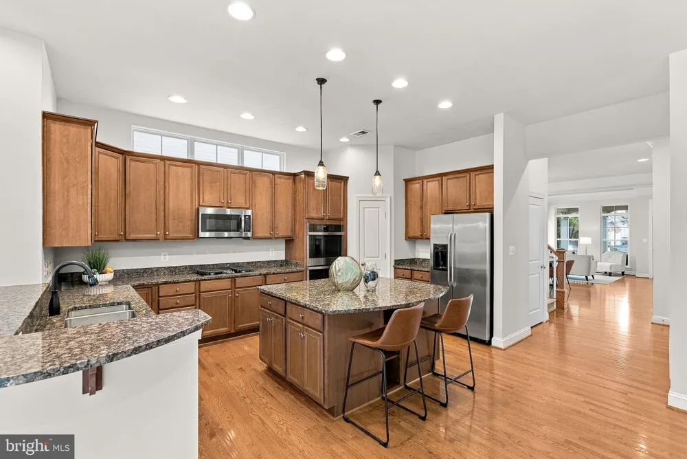 42755 CHATELAIN CIRCLE Brambleton, VA 20148