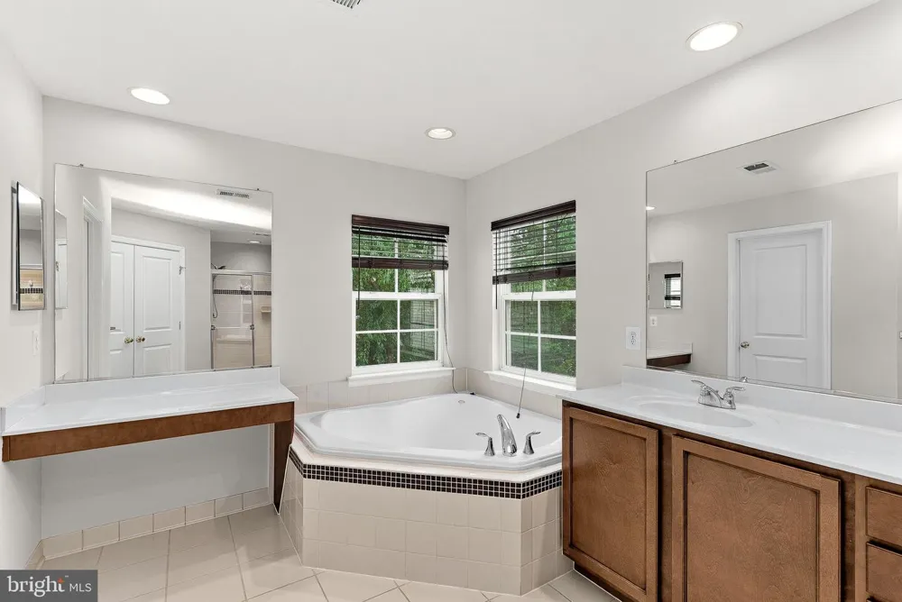 42755 CHATELAIN CIRCLE Brambleton, VA 20148