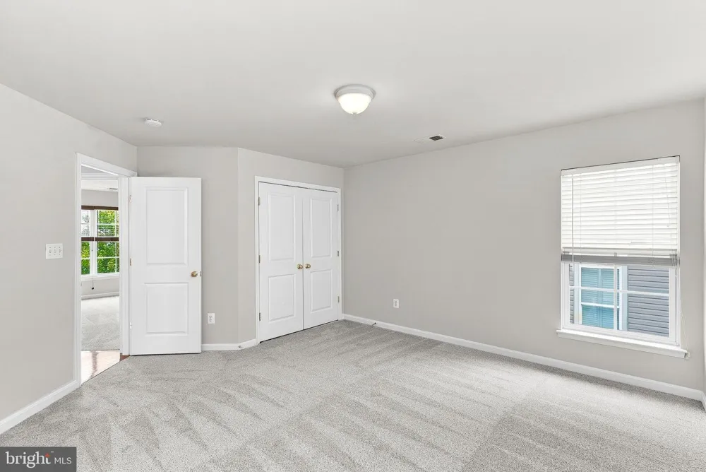 42755 CHATELAIN CIRCLE Brambleton, VA 20148