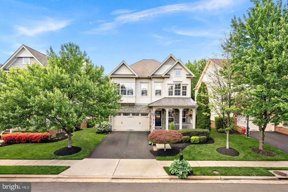 42755 CHATELAIN CIRCLE Brambleton, VA 20148