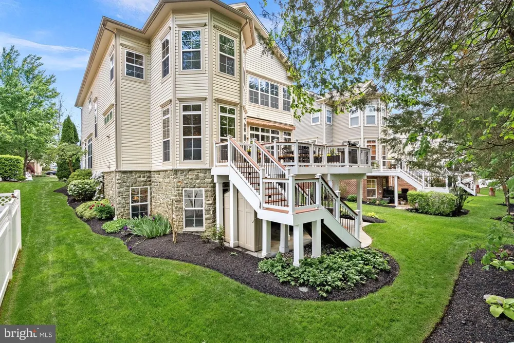 42755 CHATELAIN CIRCLE Brambleton, VA 20148