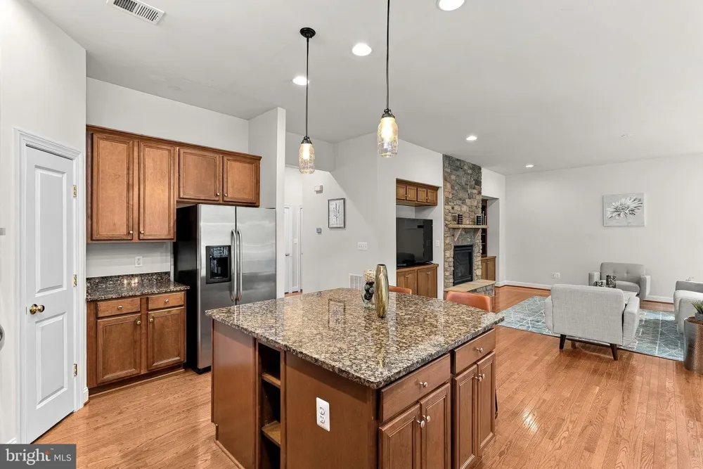 42755 CHATELAIN CIRCLE Brambleton, VA 20148