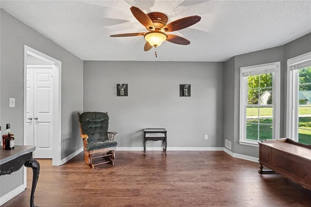 285 Creekside Way McDonough, GA 30252
