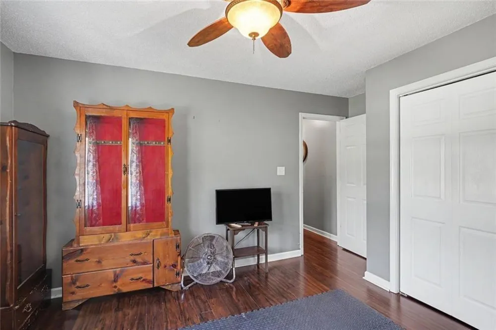 285 Creekside Way McDonough, GA 30252