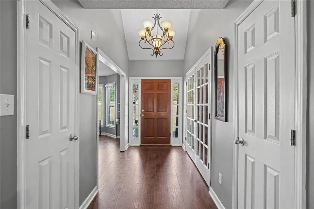 285 Creekside Way McDonough, GA 30252