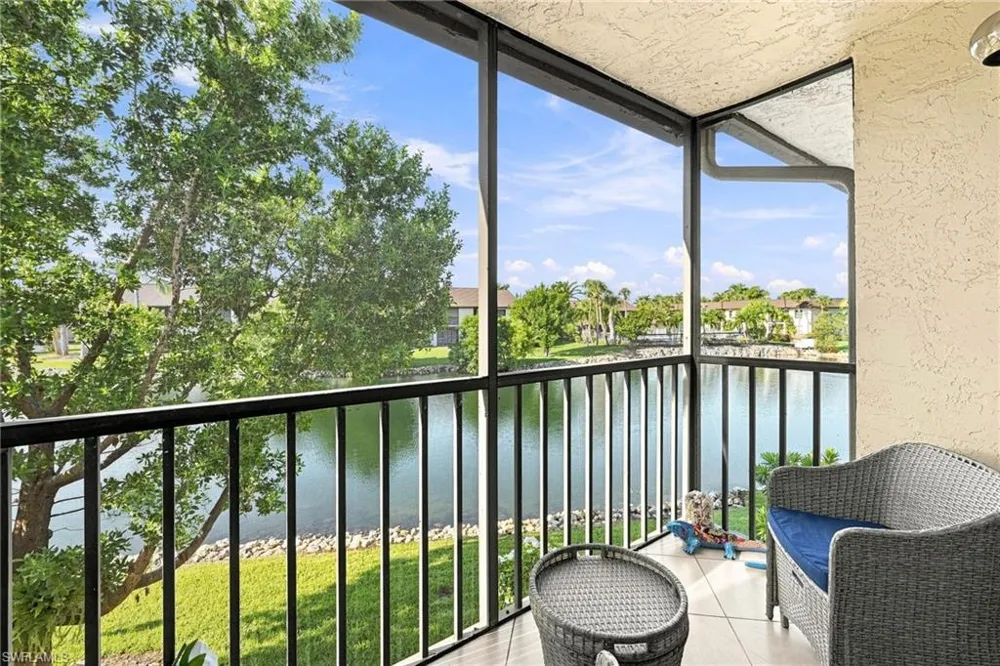 9271 Central Park Drive #206 Fort Myers, FL 33919