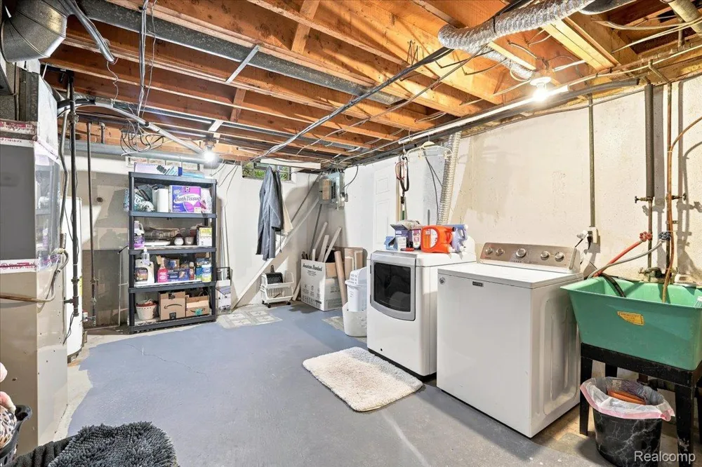 20435 Catalano Street Clinton Charter Township, MI 48035