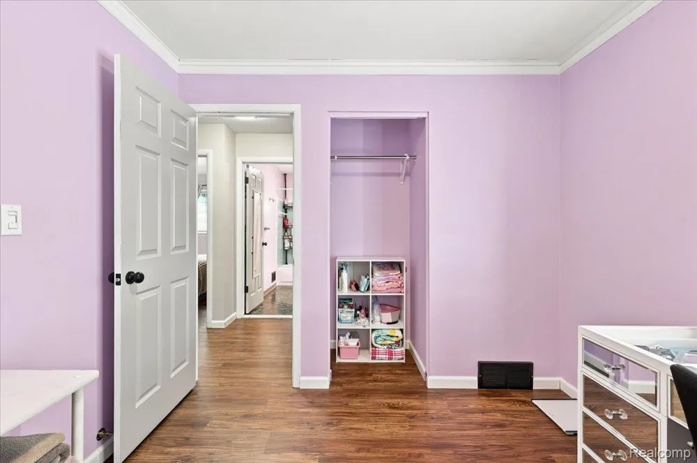 20435 Catalano Street Clinton Charter Township, MI 48035