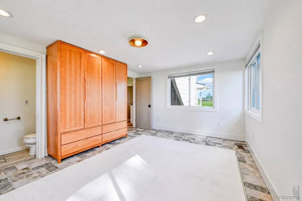 6123 Pointe Tremble Road Clay Township, MI 48001