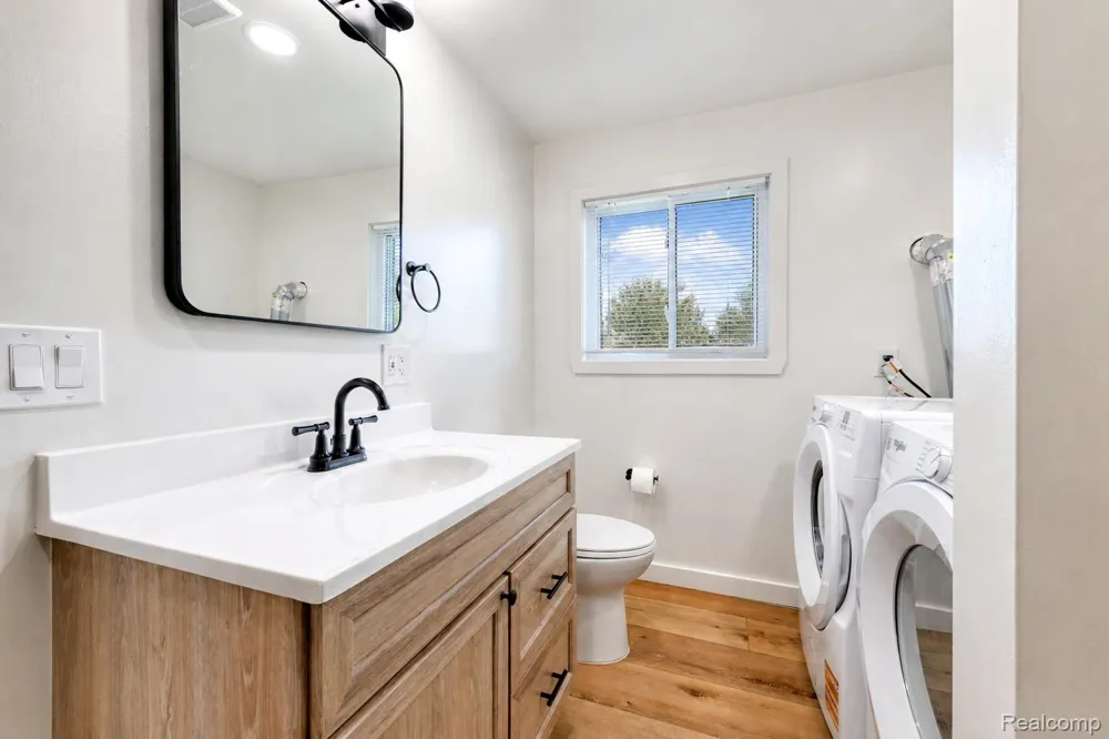 6123 Pointe Tremble Road Clay Township, MI 48001