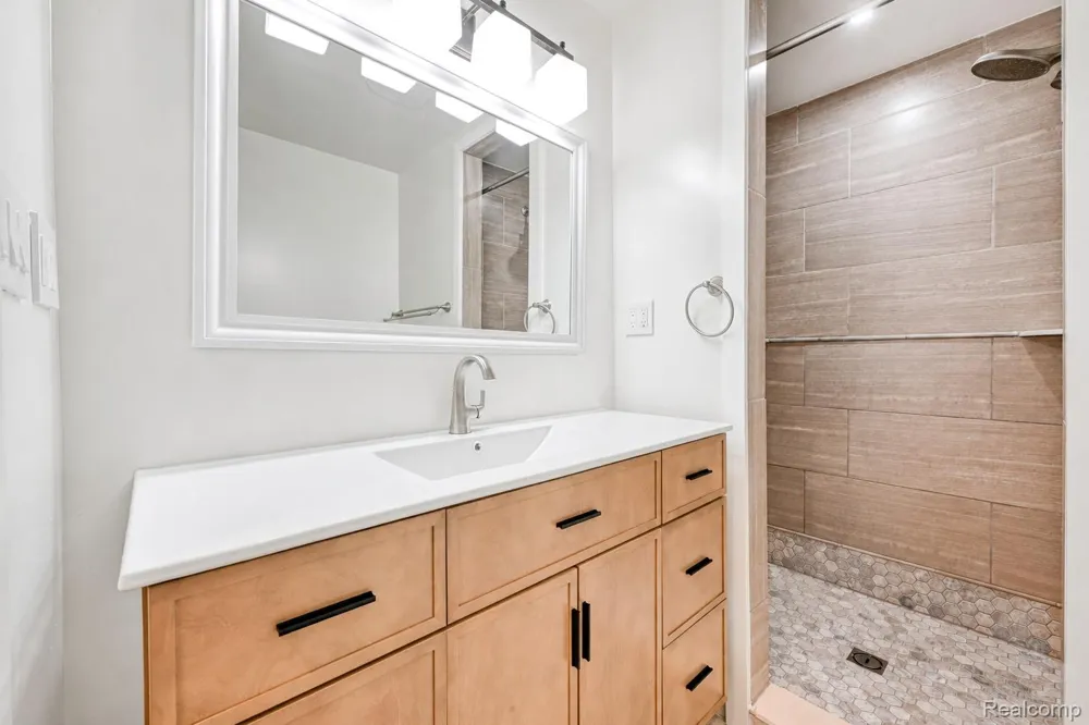 6123 Pointe Tremble Road Clay Township, MI 48001