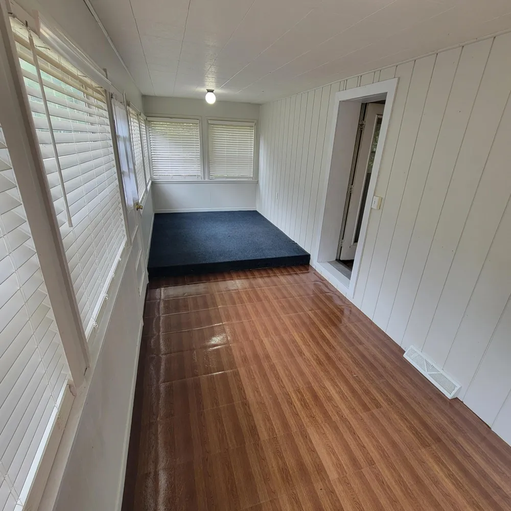 8 E Barton Street Newaygo City, MI 49337