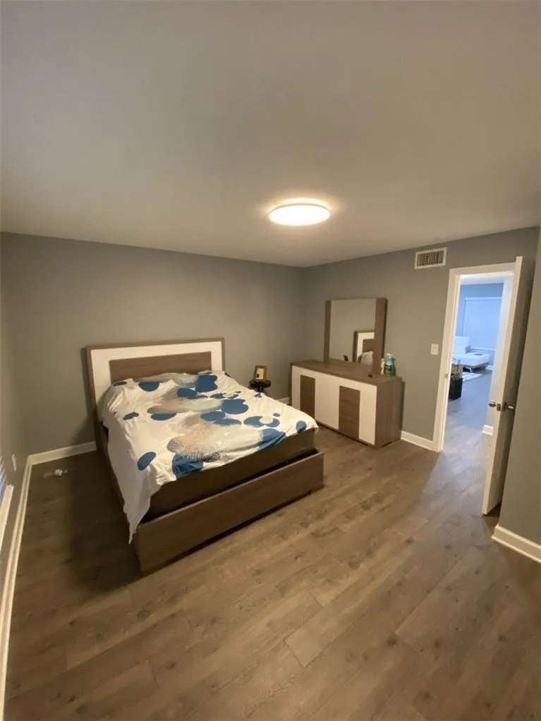 2321 NW 33rd Street #209 Oakland Park, FL 33309