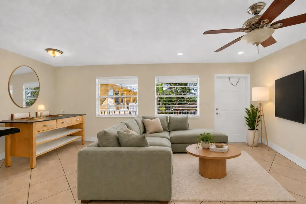 4051 NE 13TH AVENUE NE #76-3 Oakland Park, FL 33334