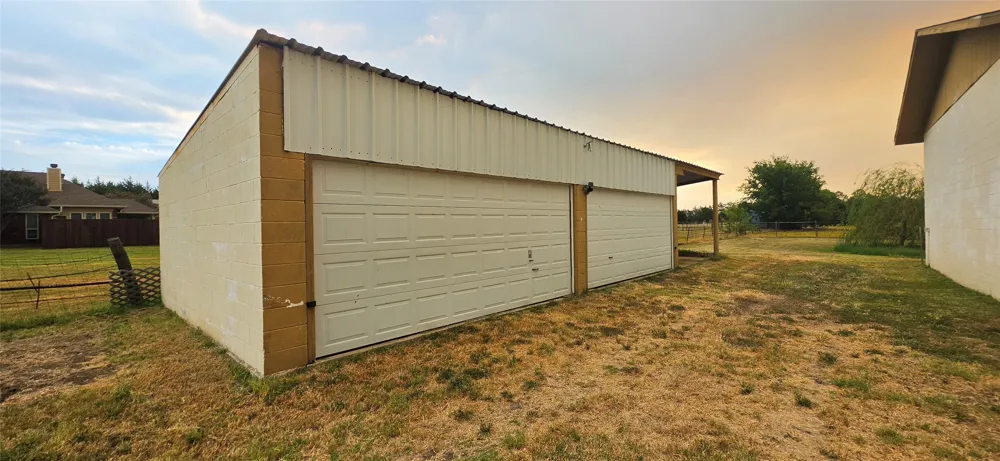 1214 desvoignes Denison, TX 75021
