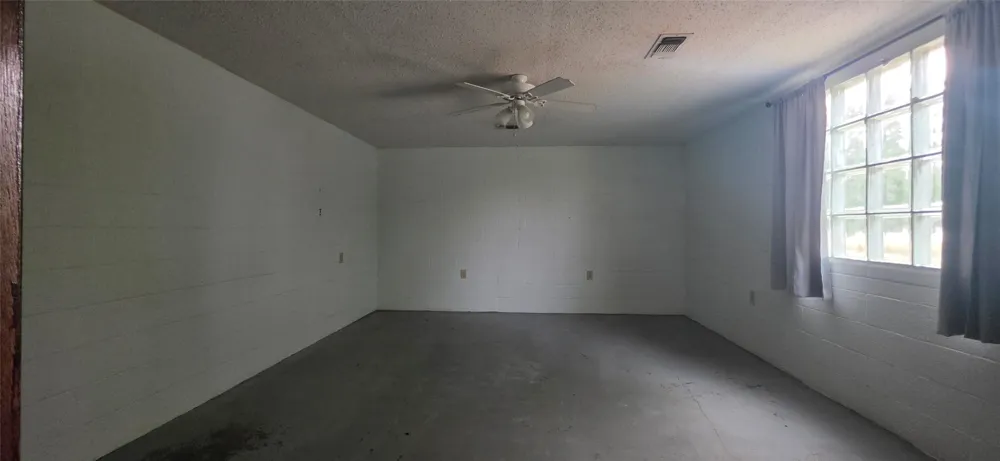 1214 desvoignes Denison, TX 75021