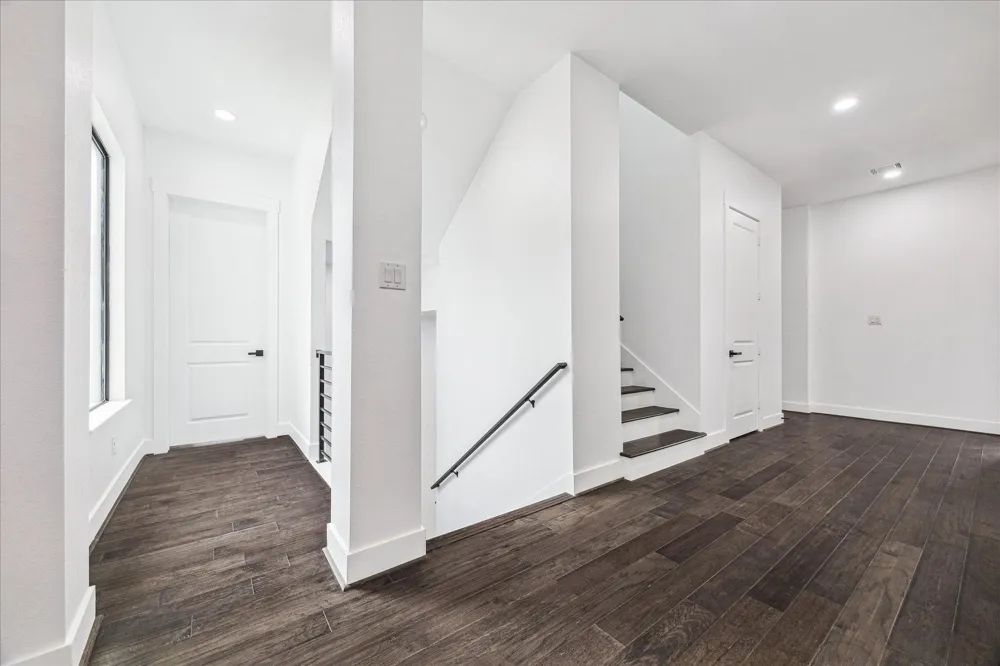 3209 Mcculloch Circle Houston, TX 77056