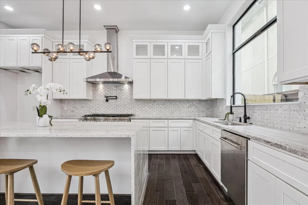 3209 Mcculloch Circle Houston, TX 77056