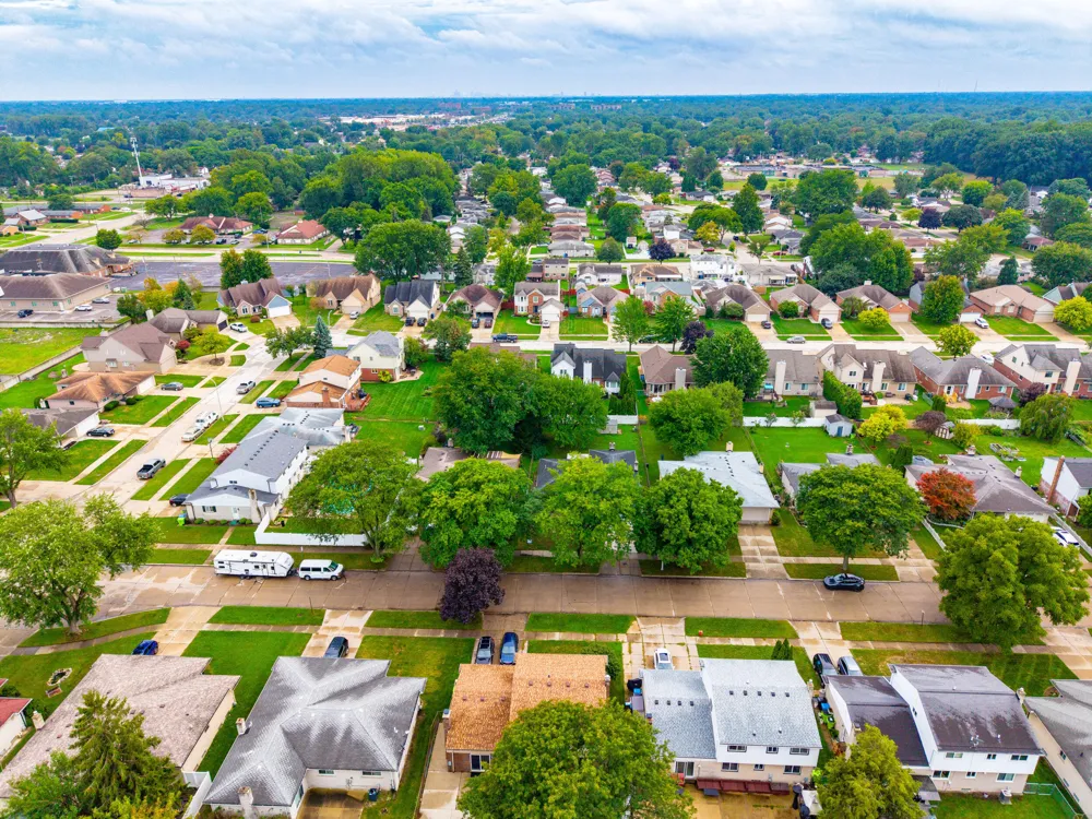 1810 Briarwood Drive Madison Heights, MI 48071