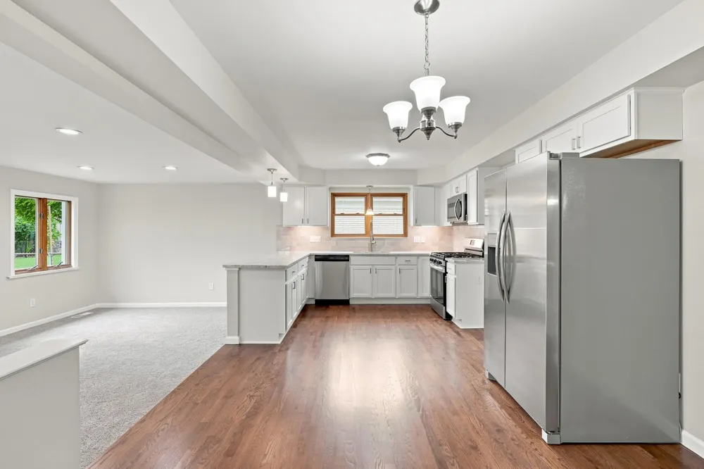 1810 Briarwood Drive Madison Heights, MI 48071