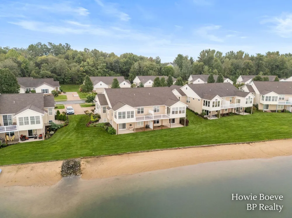 7403 Watermark Drive Allendale, MI 49401