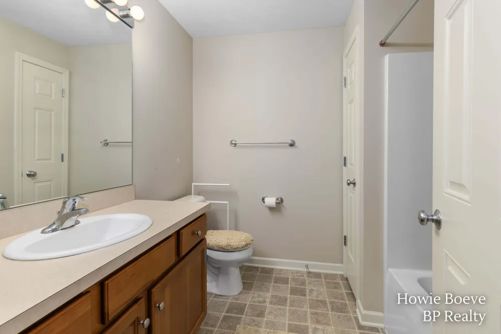 7403 Watermark Drive Allendale, MI 49401