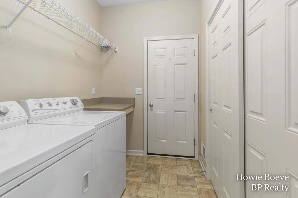 7403 Watermark Drive Allendale, MI 49401