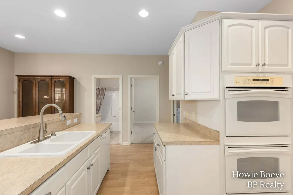 7403 Watermark Drive Allendale, MI 49401