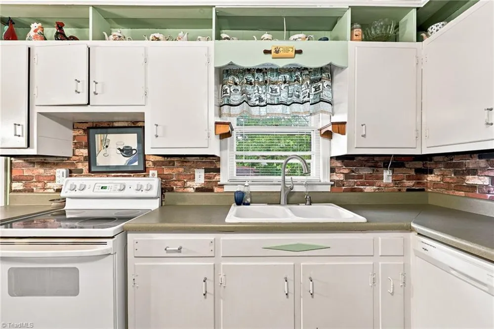 4725 Mill Creek Road Cedar Grove, NC 27231