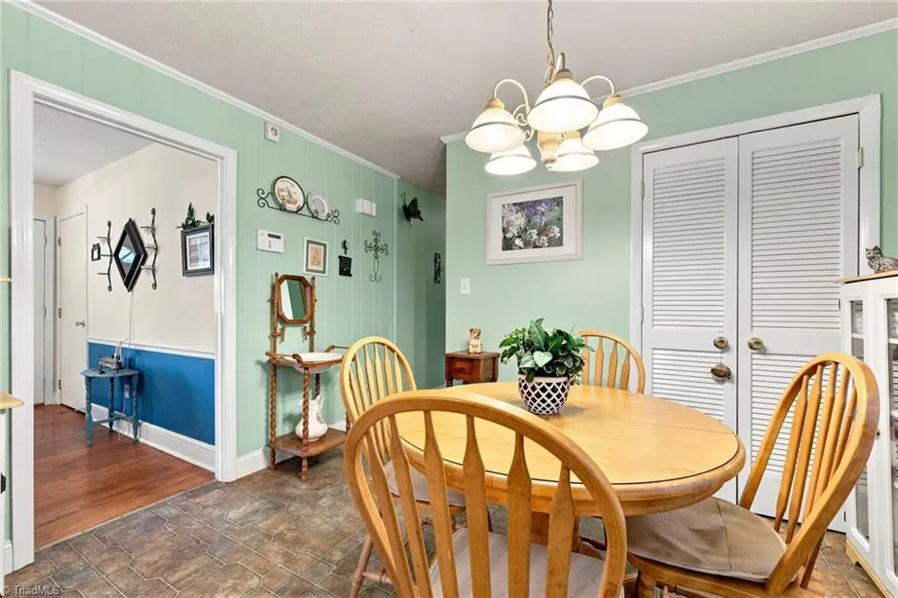 4725 Mill Creek Road Cedar Grove, NC 27231